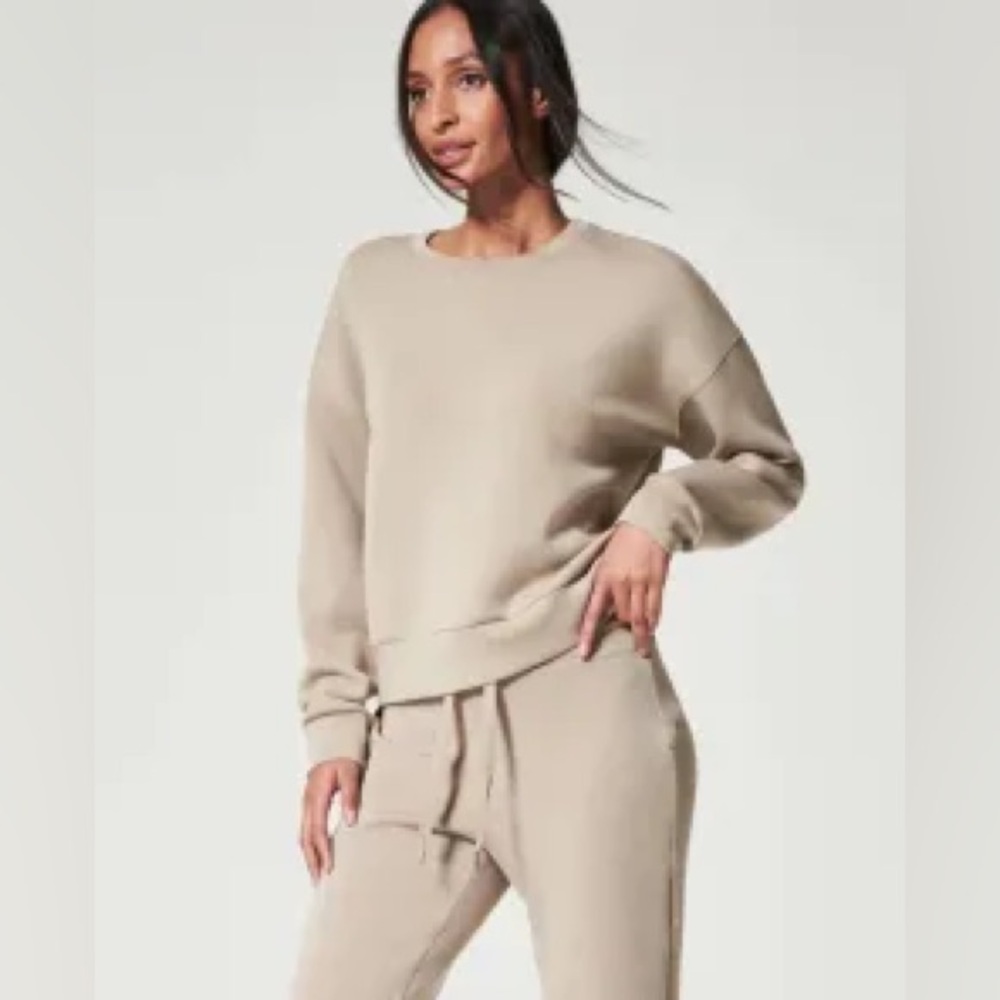 Spanx AirEssentials cream tan crew - L